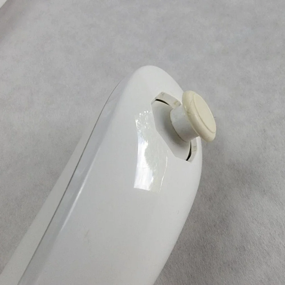 OEM Nintendo Wii Wheel &‎ 2 Nunchuck Controllers Bundle Tested Works Mario Kart